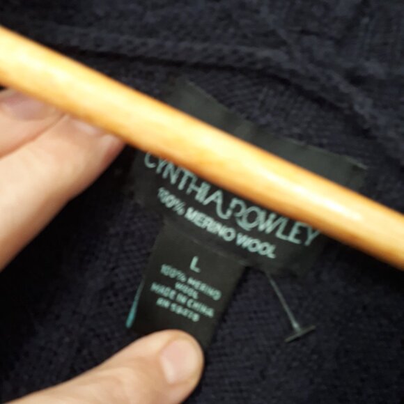 Cynthia Rowley merino wool cardigan size large. - Picture 6 of 7